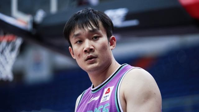 丁彦雨航为什么离开CBA三年?揭秘丁彦雨航为何三年没打球?