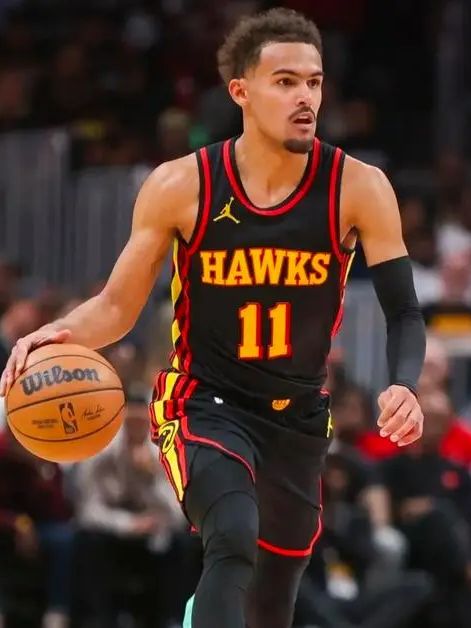 今日老鹰134比127大胜火箭:特雷-杨30+14 小史密斯34+13