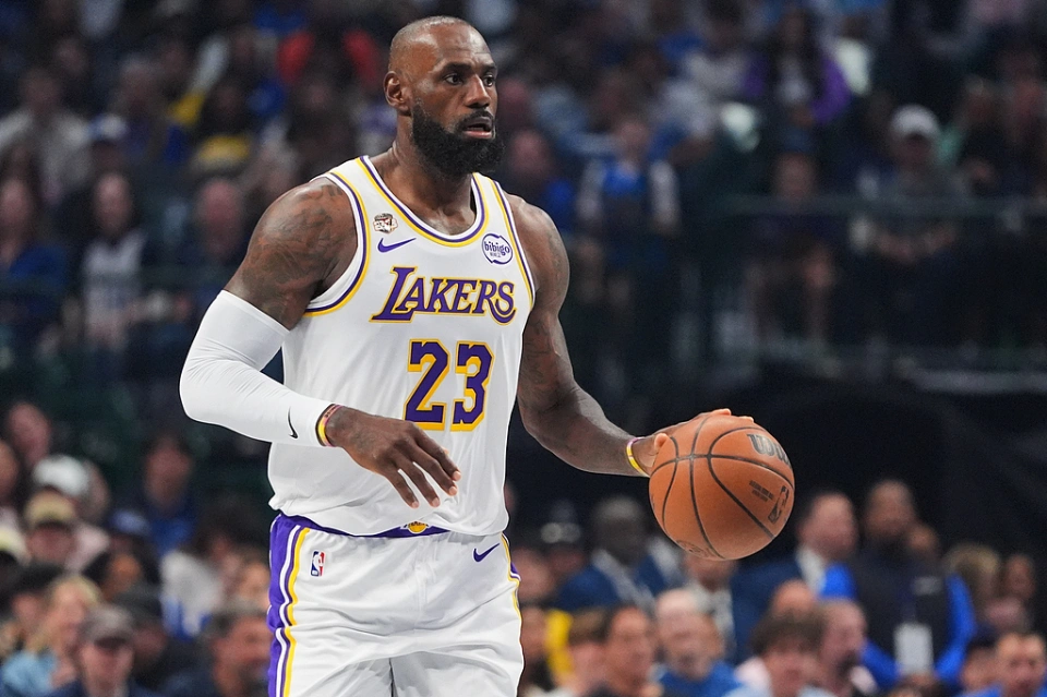 30+9+15！詹姆斯成NBA第一人 哈登缔造一项队史纪录