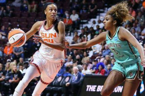 WNBA直播:王牌vs自由人本场比赛势必会上演一场得分大战
